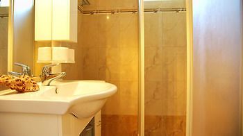 Lions2 Studios And Apartments Askeli المظهر الخارجي الصورة